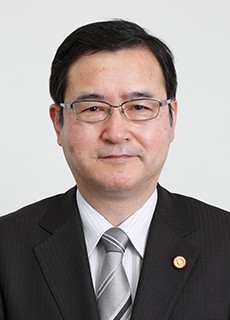 井関 守三