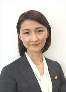 明関 幸江